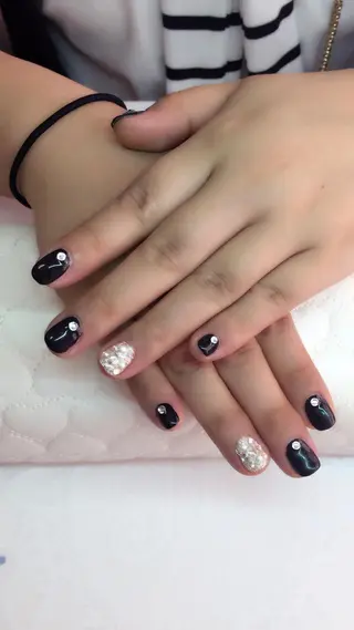 ネイル Chiara チップ長さ出しのネイルデザイン