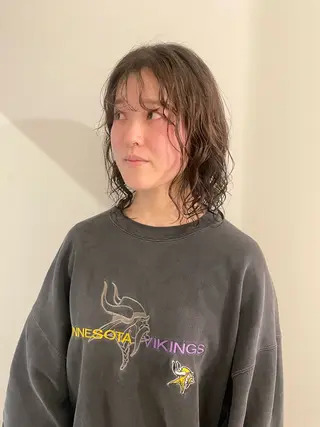 ミディアム パーマ 渋谷 留菜のヘアスタイル