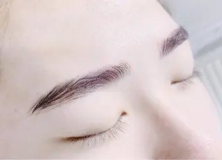 アイブロウ Arbis所属・Arbis madokaの眉毛・アイブロウイメージ