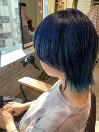ショート カラー kawabe maikoのヘアスタイル