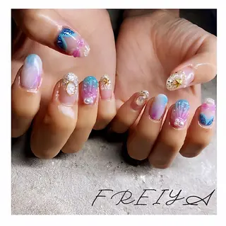 ネイル FREIYA所属・FREIYA マツエク、ネイルの眉毛・アイブロウイメージ