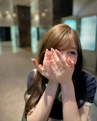 ロング カラー 莉乃/縮毛矯正/髪質 改善/艶カラーのヘアスタイル