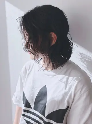 ミディアム ウルフ／パーマ 🐺🌀寺門和紗のヘアスタイル