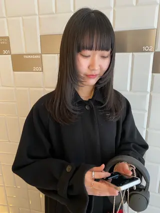 セミロング みやけ ひなのヘアスタイル