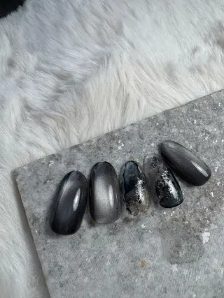 ネイル IRY nail 黒須莉奈のネイルデザイン