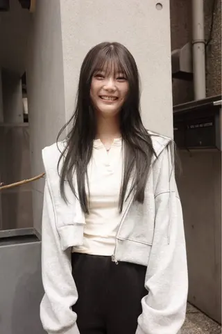 ロング MIURA HANAKIのヘアスタイル