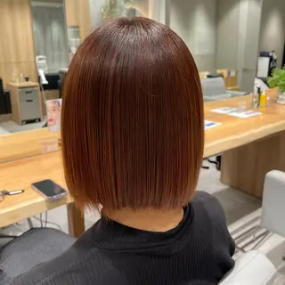 ショート CITYレイヤー カット／ボブ 飯田輝のヘアスタイル