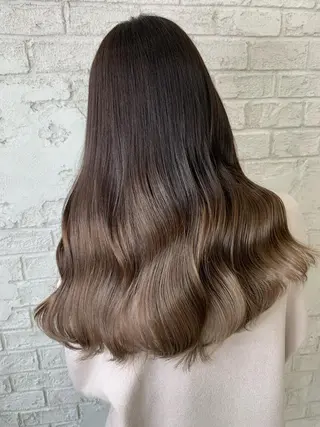 セミロング 🇺🇸ハイライト特 化美容師🇺🇸漆沢のヘアスタイル