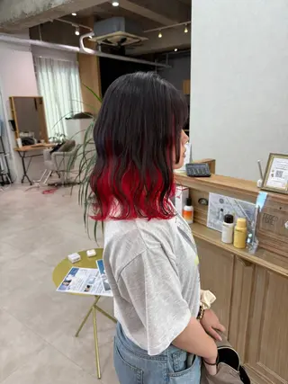 ミディアム カラー 渡邉 あいのヘアスタイル