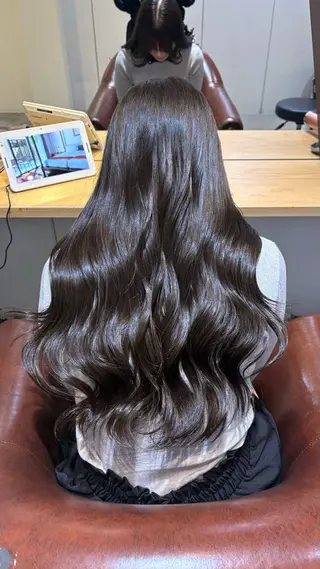 ロング カラー ひなの/透明感 カラー/レイヤーのヘアスタイル