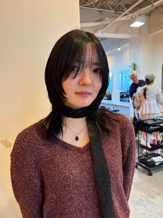 ミディアム カラー RIN／韓国ヘア レイヤーカットのヘアスタイル