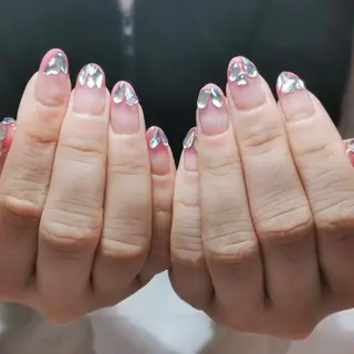 ネイル NINI Monster🌟のネイルデザイン