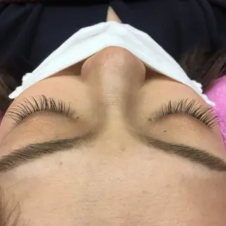 マツエク・マツパ 舟橋 瑞稀のヘアスタイル