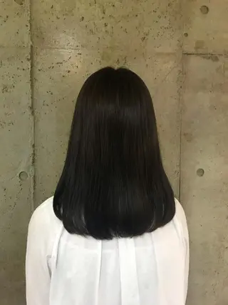 セミロング カラー 一ノ瀬 蘭のヘアスタイル
