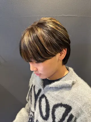 ミディアム カラー メンズ カラー/毛流れカット 特化︎ ひなり🥀のヘアスタイル
