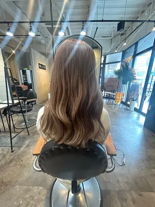 ロング カラー 東 希良里のヘアスタイル