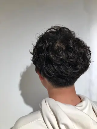 ショート パーマ メンズ 高橋 英彦のヘアスタイル