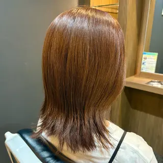 ミディアム ツヅキ マスミのヘアスタイル