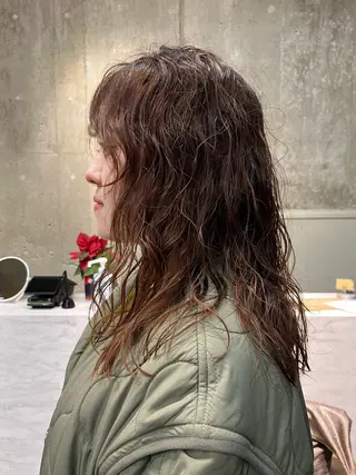 セミロング パーマ フクシマ ココのヘアスタイル