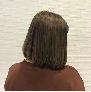 ミディアム カラー icie所属・大阪ヴィーガンサロン KANAKOのヘアスタイル