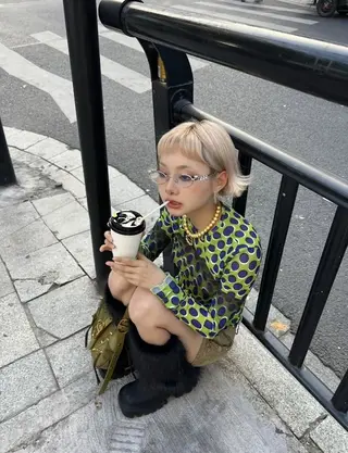 ショート 透明感カラー/ 個性派🩶LANAのヘアスタイル