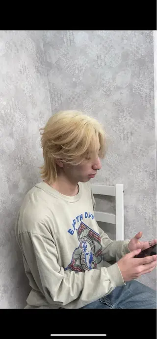 カラー メンズ 韓国ヘア特化💍 tiam💍ブリーチのヘアスタイル