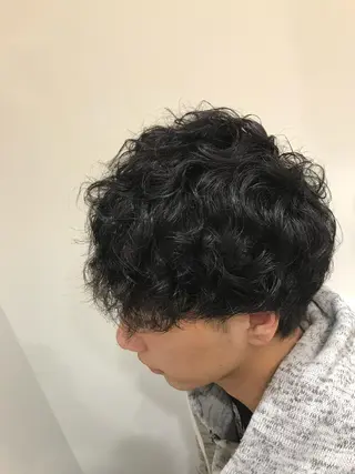 ショート パーマ 仁木 謙太のヘアスタイル