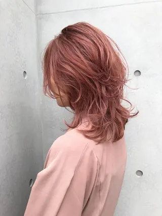 セミロング カラー ZOA classic hair所属・東 みのりのヘアスタイル
