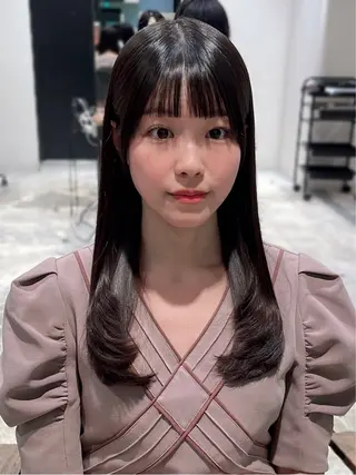 ミディアム カラー パーマ ヘアアレンジ パク・ボミン小野リエ 韓国ハーフ🦊のヘアスタイル