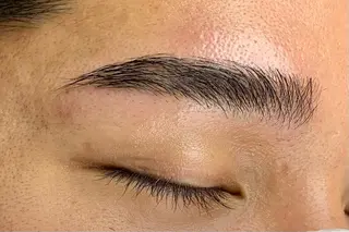 アイブロウ 舟橋 瑞稀のヘアスタイル