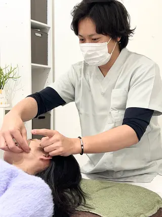 小顔・ツルツル素肌 ハリステリアのエステ・リラクイメージ