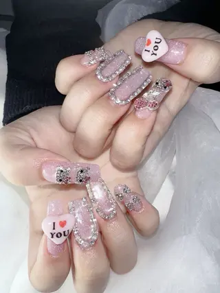 ネイル うにゃねいる🌷 Mayaのネイルデザイン