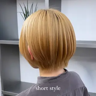 ショート ハイトーン×デザイン 🪽🫧HIKARIのヘアスタイル