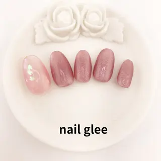 ミディアム RISA nail gleeのネイルデザイン