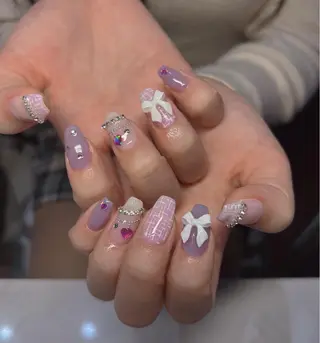 ネイル ちゅるんネイル🪄 耳ツボジュエリー🔗のネイルデザイン