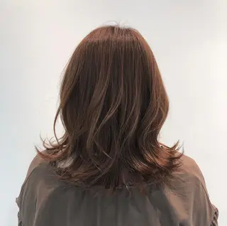 ミディアム カラー Bellpo所属・磯山 直貴のヘアスタイル