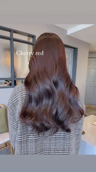 ロング 緒方 つばさのヘアスタイル