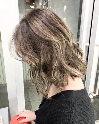 ショート カラー レイヤーカット BLend 渋谷のヘアスタイル