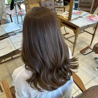 ロング 福川 優月のヘアスタイル