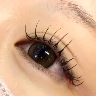 マツエク・マツパ lino eyelash&eyebrow淡路店所属・【lino】 Reina🎀のマツエク・マツパデザイン