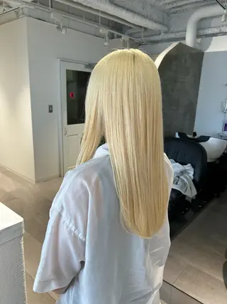 ロング ior北千住【イオール】所属・YU(ハイトーン/ ブリーチカラー)のヘアスタイル