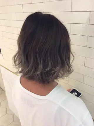 ショート カラー レイヤーカット× 髪質改善たもりのヘアスタイル