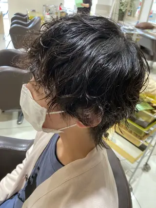 ショート 越海 舞のヘアスタイル