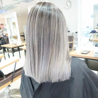 セミロング カラー 艶髪✨ブリーチ職人 井手正康のヘアスタイル