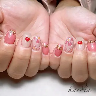 ネイル καρδιά -ｶﾙﾃﾞｨｱ-のネイルデザイン