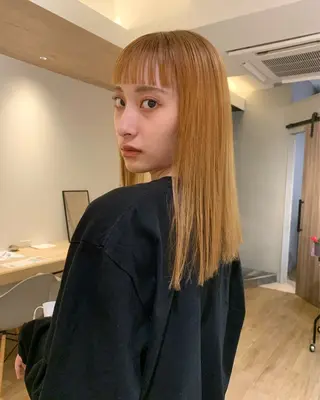 ミディアム カラー 美髪・シールエクステ ホソタニリョウコのヘアスタイル