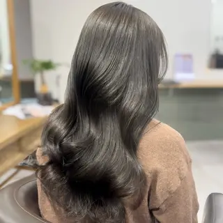 ロング カラー ブリーチなし/レイヤ ー特化🌈Tommyのヘアスタイル