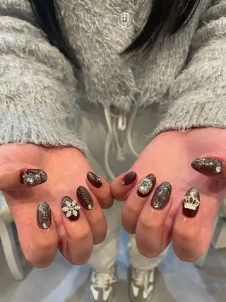 ネイル 束感まつ毛/ネイル/ LED♥KIRARAのマツエク・マツパデザイン