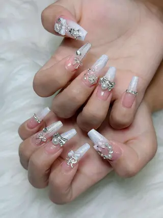 ネイル Lumi Nail 新大久保3‘のネイルデザイン