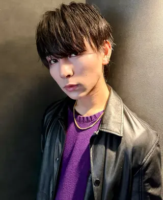 ショート excia渋谷所属・曲がる縮毛矯正 センターパート/翼のヘアスタイル